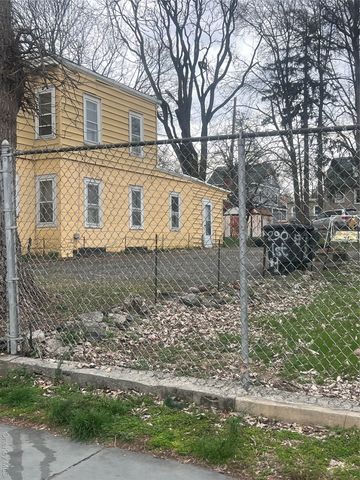 290 1st Street, Newburgh, NY 12550