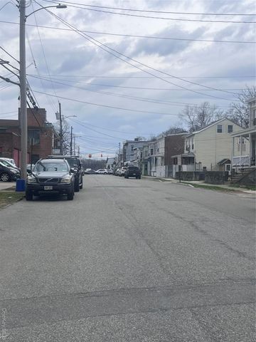 290 1st Street, Newburgh, NY 12550