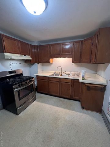 290 1st Street, Newburgh, NY 12550
