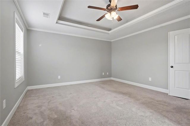 28600 W 162nd Place, Gardner, KS 66030