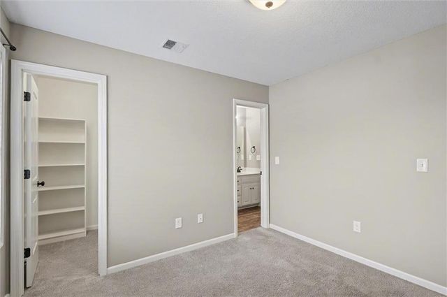 28600 W 162nd Place, Gardner, KS 66030