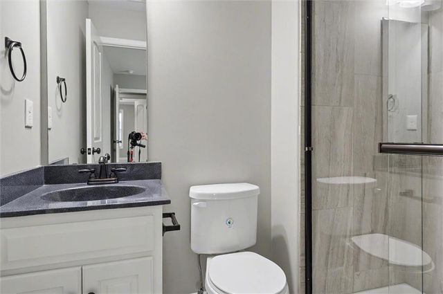 28600 W 162nd Place, Gardner, KS 66030