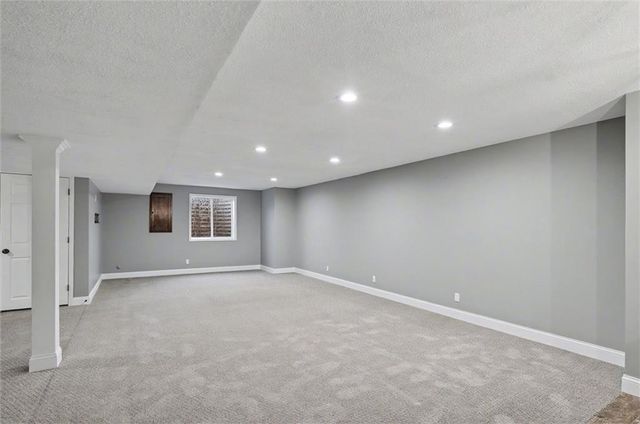 28600 W 162nd Place, Gardner, KS 66030