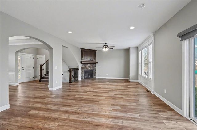 28600 W 162nd Place, Gardner, KS 66030