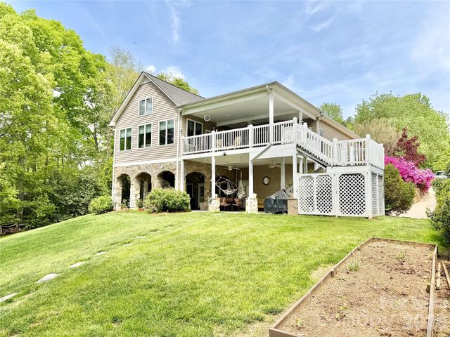 226 Riverwalk Road, Stony Point, NC 28678