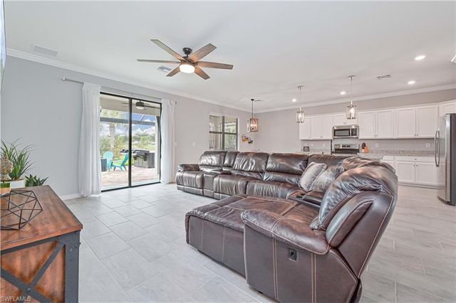 19828 Beechcrest PL, Estero, FL 33928