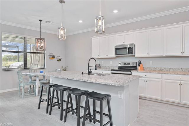 19828 Beechcrest PL, Estero, FL 33928