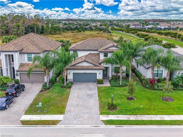 19828 Beechcrest PL, Estero, FL 33928