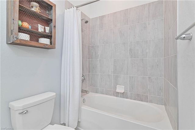 19828 Beechcrest PL, Estero, FL 33928