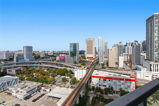 90 SW 3rd St 2408, Miami, FL 33130