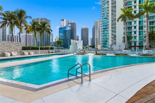 90 SW 3rd St 2408, Miami, FL 33130