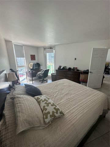 100 Bayview Drive 601, Sunny Isles Beach, FL 33160