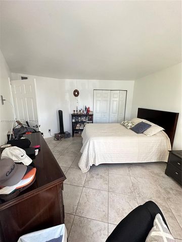 100 Bayview Drive 601, Sunny Isles Beach, FL 33160