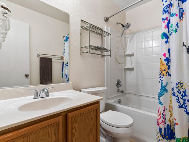 4022 Shawnee Trail, Heartland, TX 75126