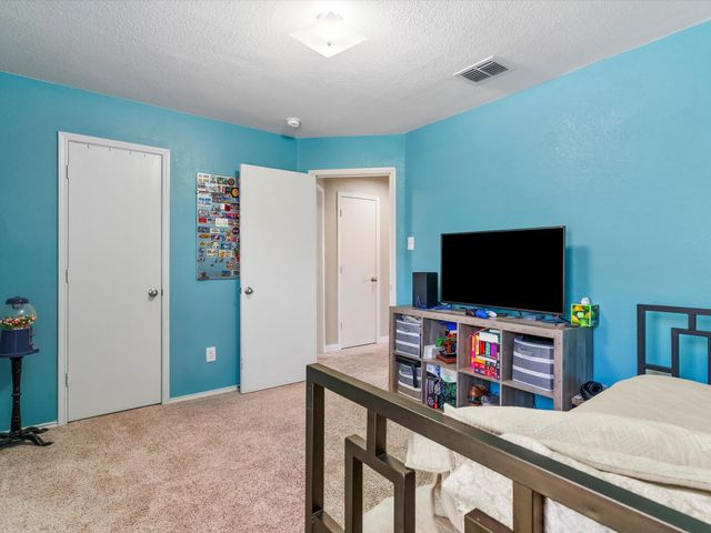 4022 Shawnee Trail, Heartland, TX 75126