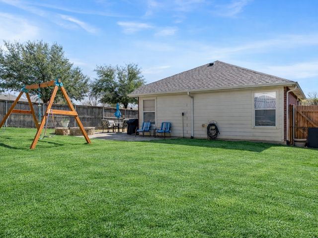 4022 Shawnee Trail, Heartland, TX 75126