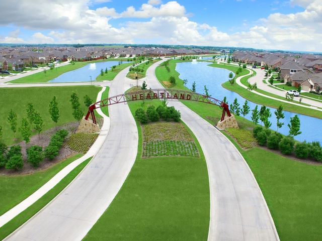 4022 Shawnee Trail, Heartland, TX 75126