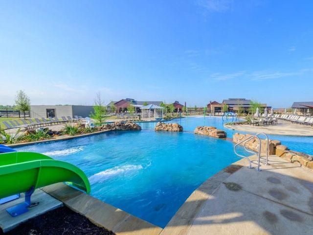 4022 Shawnee Trail, Heartland, TX 75126