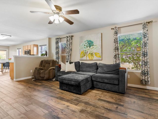 4022 Shawnee Trail, Heartland, TX 75126