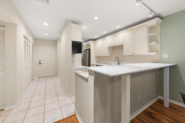 1750 BELLEAIR FOREST DRIVE B8, Belleair, FL 33756