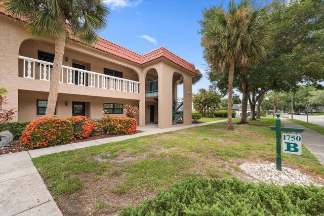 1750 BELLEAIR FOREST DRIVE B8, Belleair, FL 33756