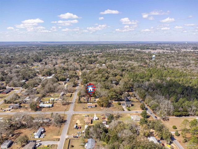 5125 Central Dr, Pace, FL 32571