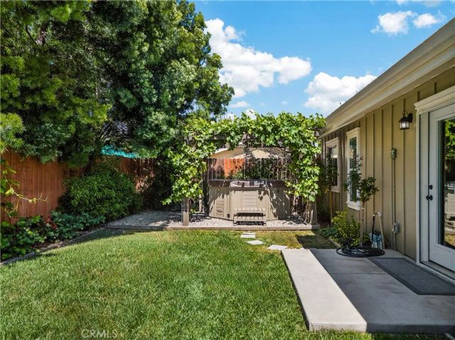 8211 Quartz Avenue, Winnetka, CA 91306