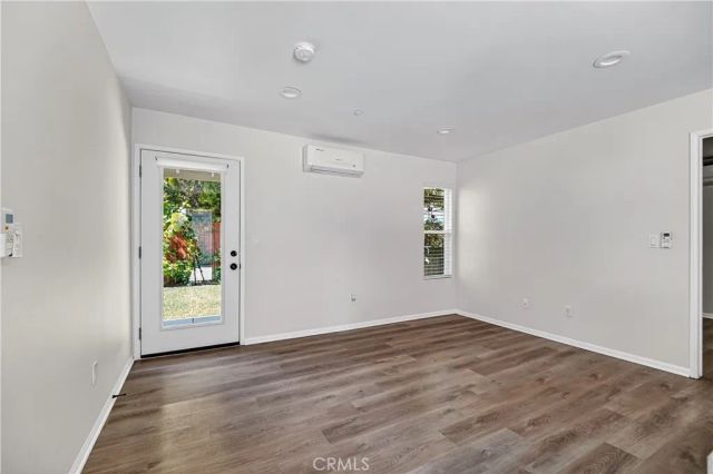 8211 Quartz Avenue, Winnetka, CA 91306