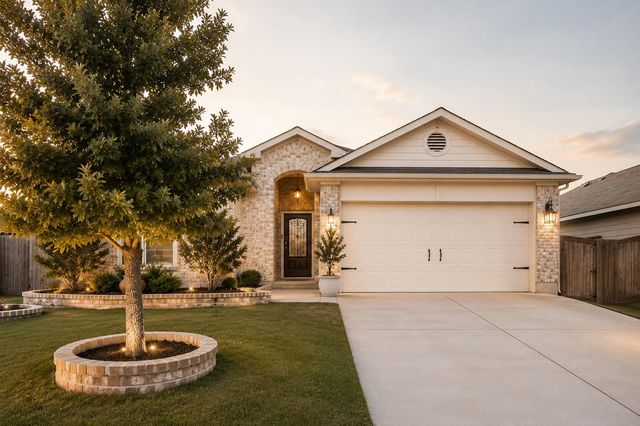 101 Democracy CT, Liberty Hill, TX 78642