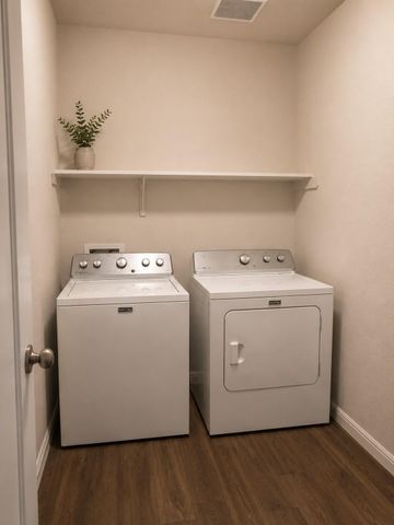 101 Democracy CT, Liberty Hill, TX 78642