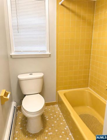 120 Fairview Avenue 3B, Westwood, NJ 07675