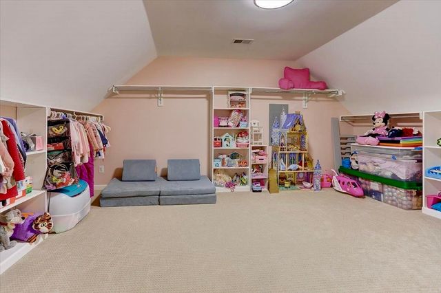 2178 E GLENALDEN DR, Germantown, TN 38139