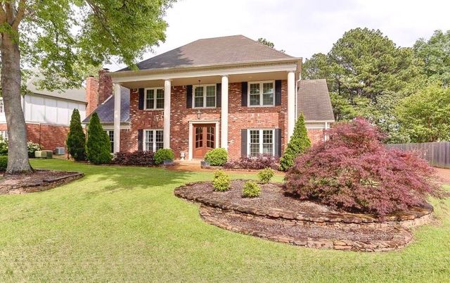 2178 E GLENALDEN DR, Germantown, TN 38139