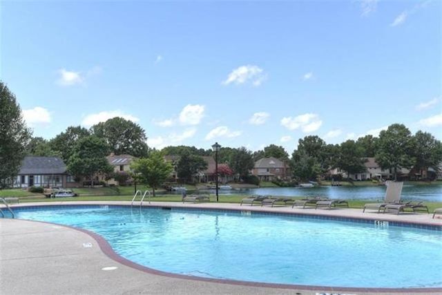 2178 E GLENALDEN DR, Germantown, TN 38139