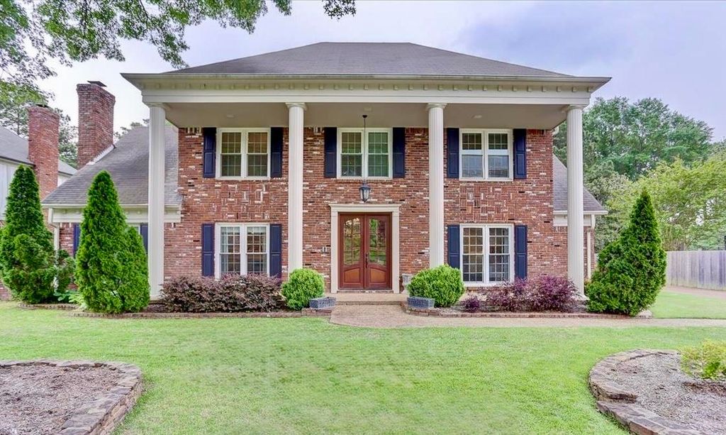 2178 E GLENALDEN DR, Germantown, TN 38139