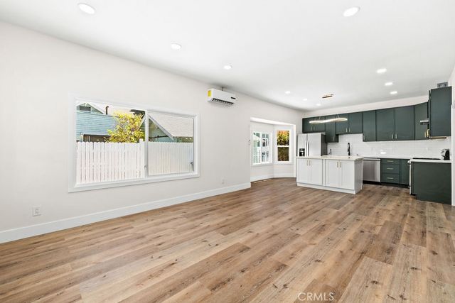 548 E 14th, Long Beach, CA 90813