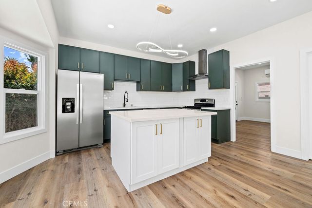 548 E 14th, Long Beach, CA 90813