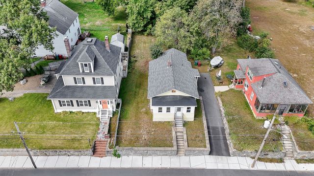 66 Seventh Ave, Lowell, MA 01854