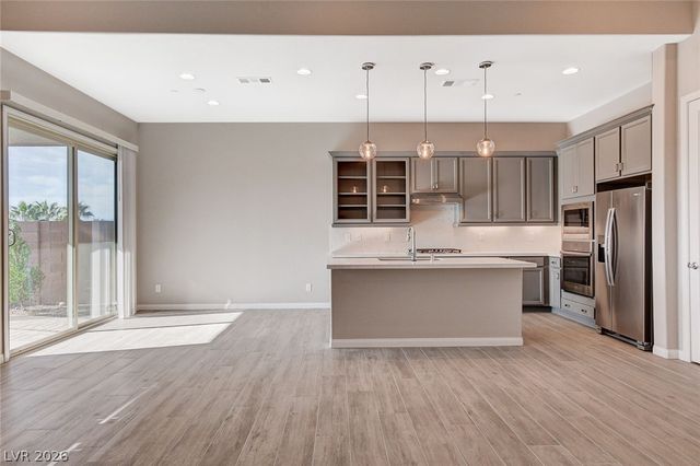 19 Alta Cascata Place, Henderson, NV 89011