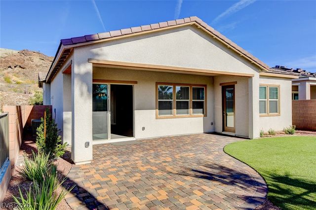19 Alta Cascata Place, Henderson, NV 89011