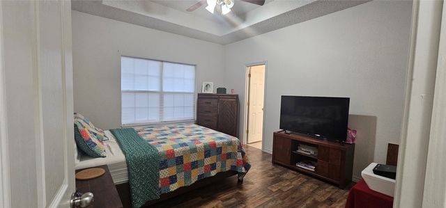 400 Bent Creek Dr, Grand Saline, TX 75140