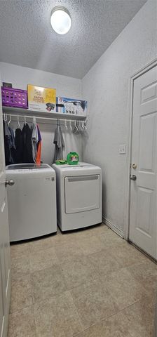 400 Bent Creek Dr, Grand Saline, TX 75140