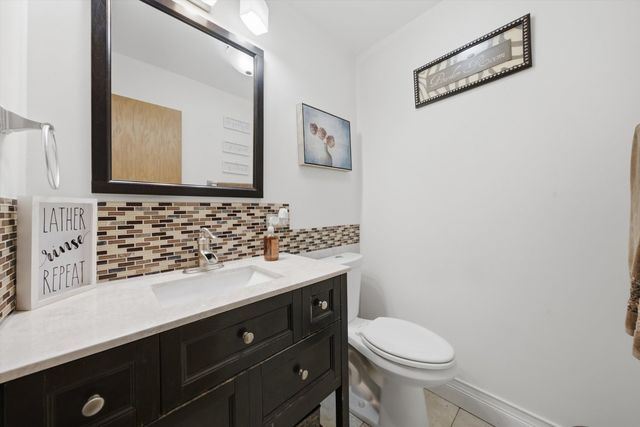 10623 WINDSOR Drive, Westchester, IL 60154