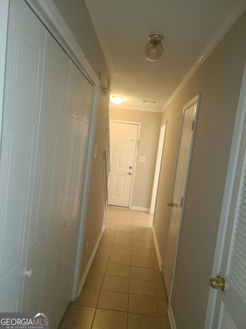 8010 Woodlake Drive, Riverdale, GA 30274