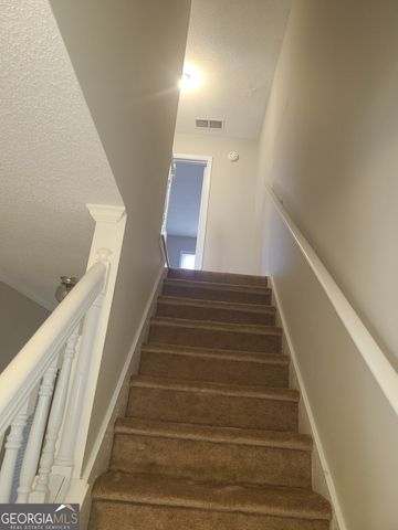 8010 Woodlake Drive, Riverdale, GA 30274