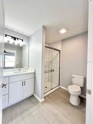 1336 LAJOLLA CIRCLE, Lady Lake, FL 32159