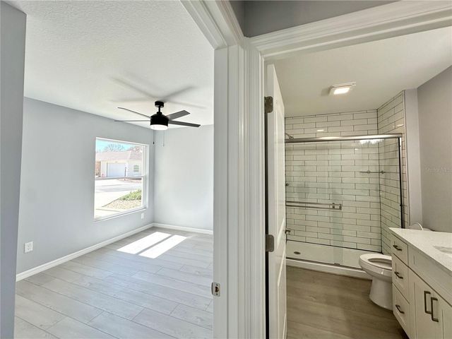 1336 LAJOLLA CIRCLE, Lady Lake, FL 32159