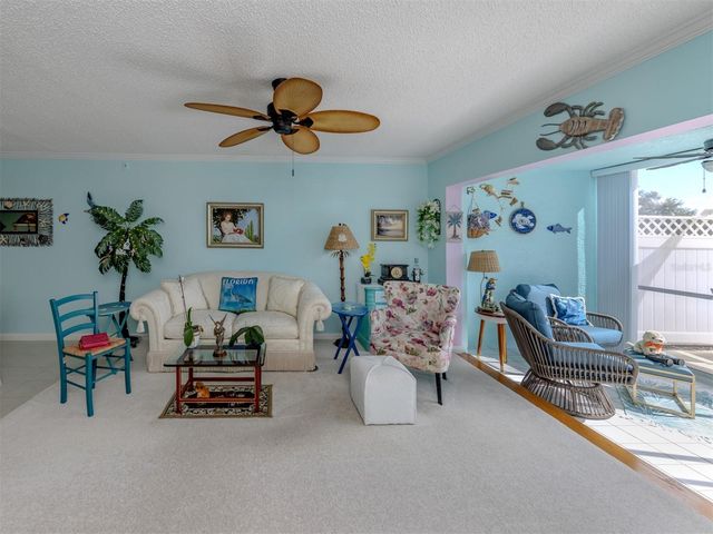 818 WEXFORD BOULEVARD 818, Venice, FL 34293