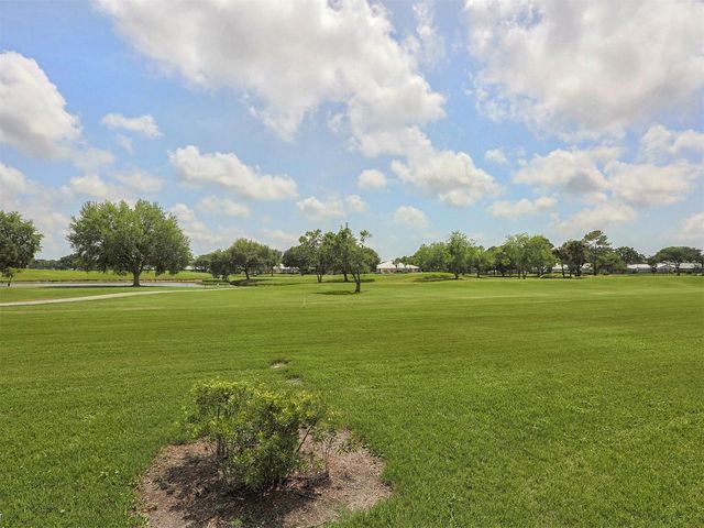 818 WEXFORD BOULEVARD 818, Venice, FL 34293