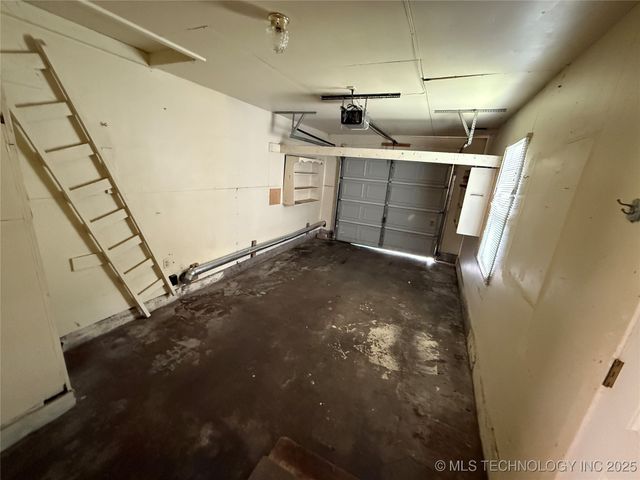 911 E Polk Avenue, Mcalester, OK 74501